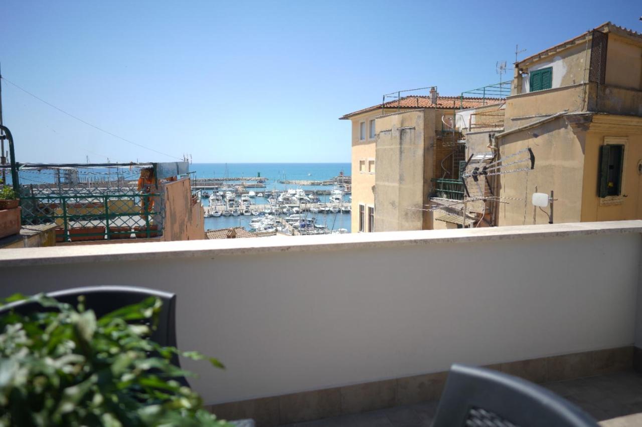 La Casa Del Baluardo Nettuno Giubileo 2025 Villa Luaran gambar